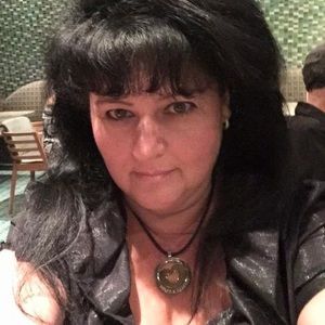 Meet your Posher, Ilana